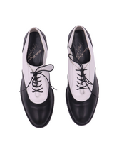 Load image into Gallery viewer, Salvatore Ferragamo x Yohji Yamamoto Black & White Oxfords