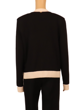 Load image into Gallery viewer, ST. JOHN Long Sleeve Jacket