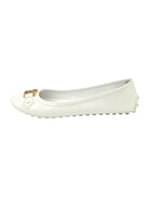 Load image into Gallery viewer, Louis Vuitton White Vernis Leather Oxford Ballet Flats