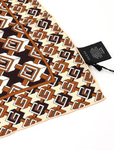 Load image into Gallery viewer, Gucci Mahogany GG Cube Printed Scarf

