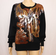 Load image into Gallery viewer, Lin Art Project Graphic Sequin Sweater
