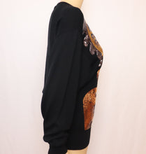 Load image into Gallery viewer, Lin Art Project Graphic Sequin Sweater
