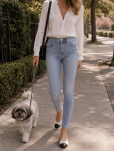 Load image into Gallery viewer, Citizens of Humanity Skinny Jeans
