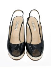 Load image into Gallery viewer, Brooke&#39;s Oscar de la Renta Patent Slingback Pumps
