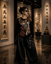 Load image into Gallery viewer, Lin Art Project Graphic Sequin Sweater
