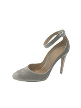 Load image into Gallery viewer, Gianvito Rossi Velvet  Pumps (Grey)
