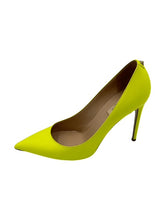 Load image into Gallery viewer, Valentino Garavani Neon Yellow Leather Pumps
