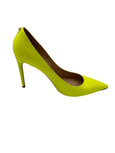 Load image into Gallery viewer, Valentino Garavani Neon Yellow Leather Pumps
