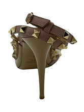 Load image into Gallery viewer, Valentino Garavani Leather Pumps (Nude)
