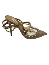 Load image into Gallery viewer, Valentino Garavani Leather Pumps (Nude)
