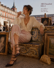 Load image into Gallery viewer, Valentino Garavani Plum Rockstud Pumps

