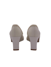 Load image into Gallery viewer, Vintage White Pearl Satin Toe Pumps
